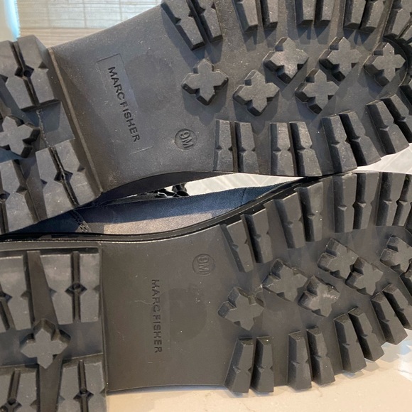 NWOT Marc Fisher
Women's Mallie Lug Sole Sherpa Booties - Picture 13 of 13